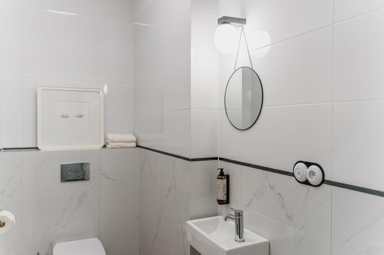 N33 Premium Apartments Old Town Krakow - Destigo Hotels Bagian luar foto