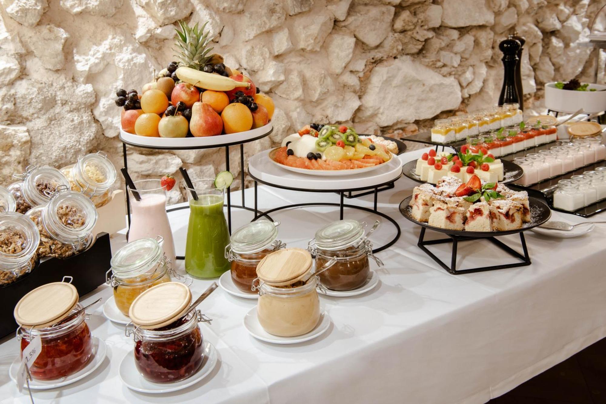 N33 Premium Apartments Old Town Krakow - Destigo Hotels Bagian luar foto